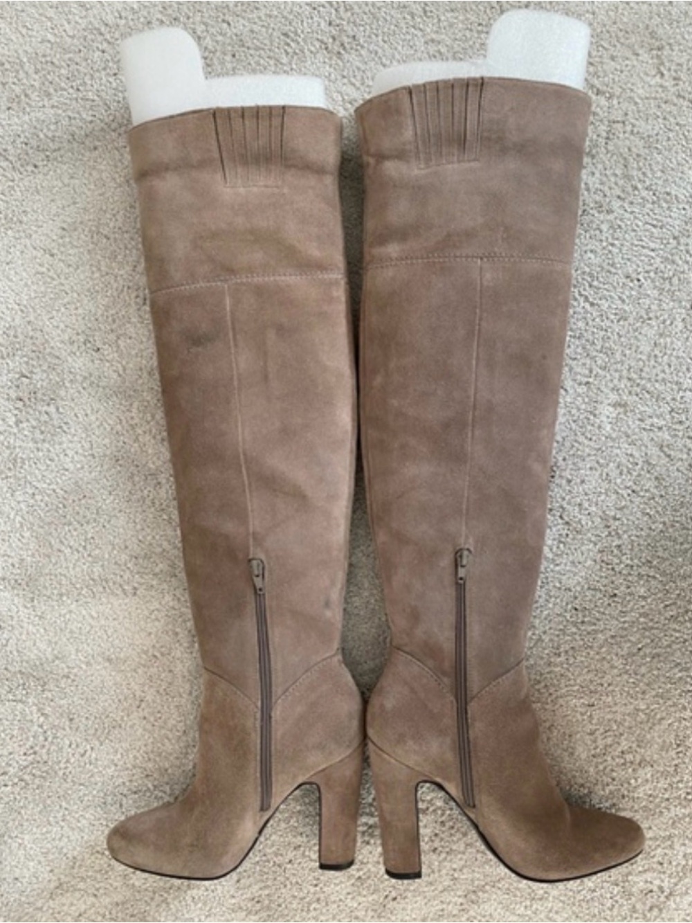 Aldo Taupe Suede over knee block  Heeled Boots SZ 8 Knee High White House Black